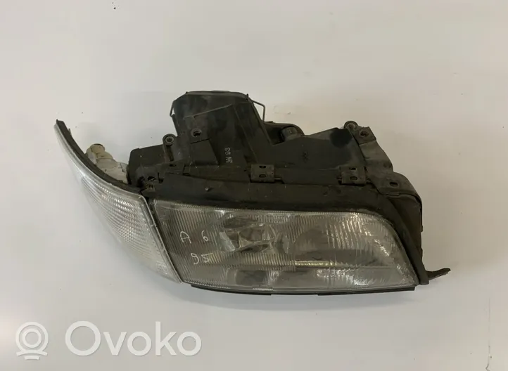 Audi A6 S6 C4 4A Phare frontale 140506-02