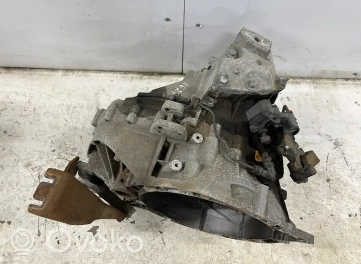 Ford Galaxy Manualna 5-biegowa skrzynia biegów 6M2R-7F096-EA