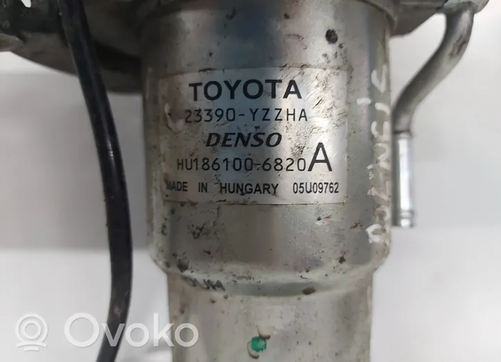 Toyota Avensis T270 Support de montage de filtre à carburant 