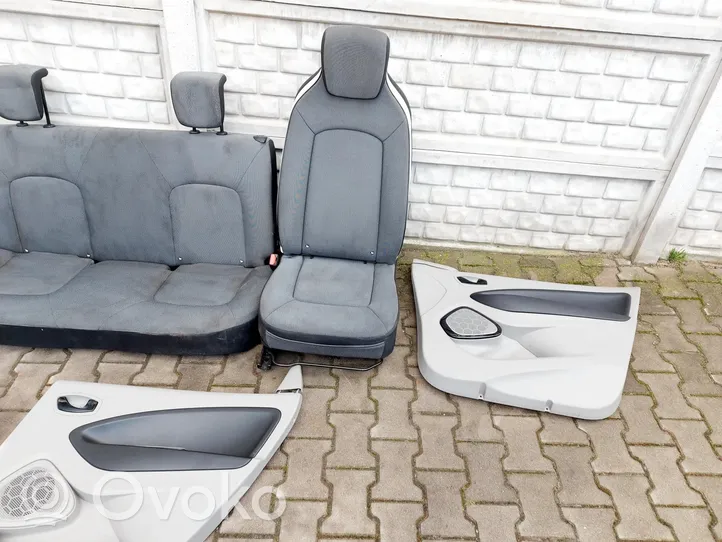 Renault Zoe Set di rivestimento sedili e portiere 