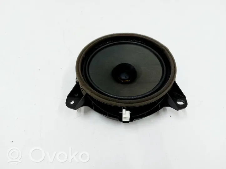 Toyota Yaris XP210 Haut-parleur de porte avant 86160-02B80