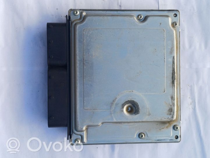 Mercedes-Benz Vito Viano W639 Calculateur moteur ECU A6461532691