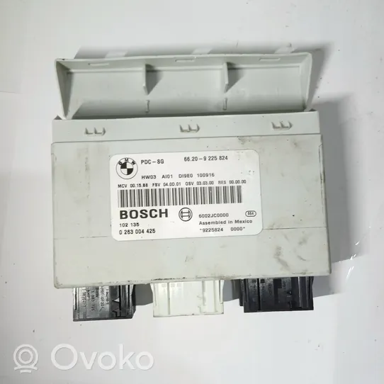 BMW 1 E81 E87 Pysäköintitutkan (PCD) ohjainlaite/moduuli 9225824