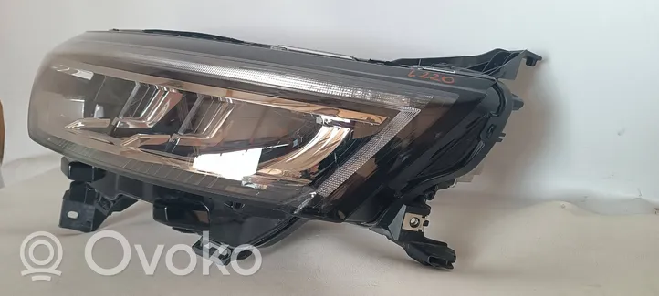 Renault Koleos II Lampa przednia 260607971R