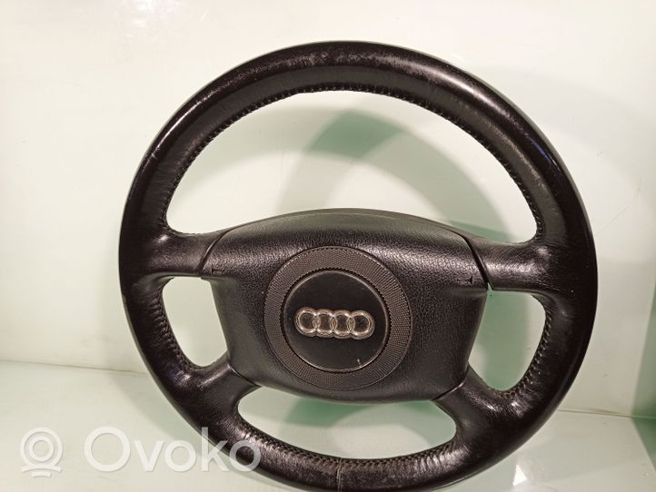 Audi A6 S6 C5 4B Ohjauspyörä 