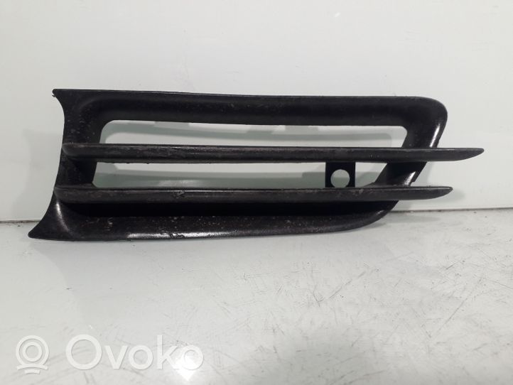 Volvo S70  V70  V70 XC Mascherina inferiore del paraurti anteriore 09151512