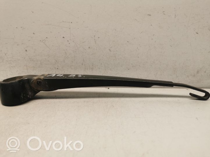 Audi A4 S4 B5 8D Rear wiper blade arm 8D9955407