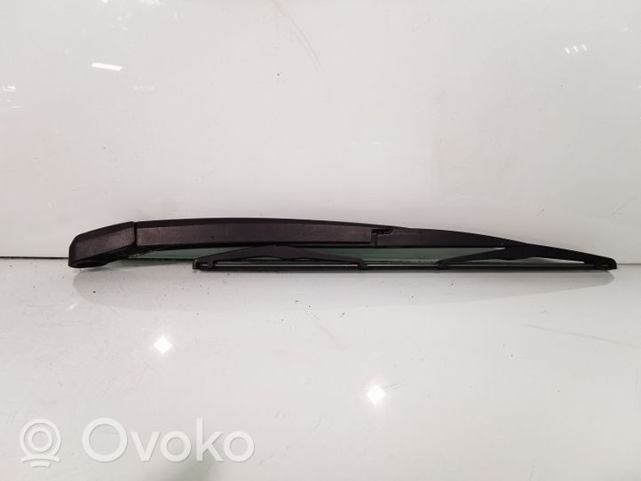 Hyundai Santa Fe Rear wiper blade arm 