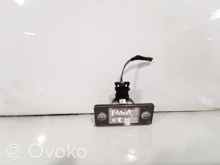 Skoda Fabia Mk2 (5J) Lampa oświetlenia tylnej tablicy rejestracyjnej 6Y0943021E