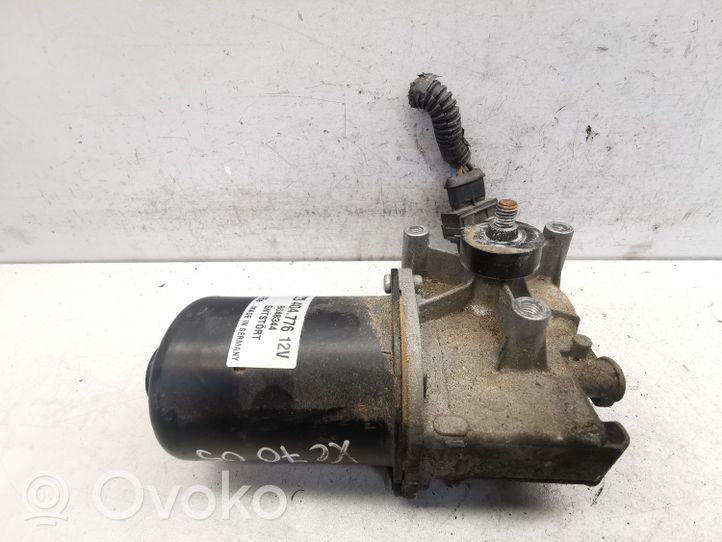 Volvo XC70 Moteur d'essuie-glace 40477612V