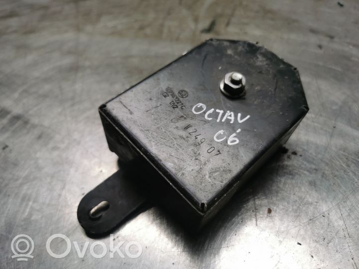 Skoda Octavia Mk2 (1Z) Syrena alarmu 1K0951605D