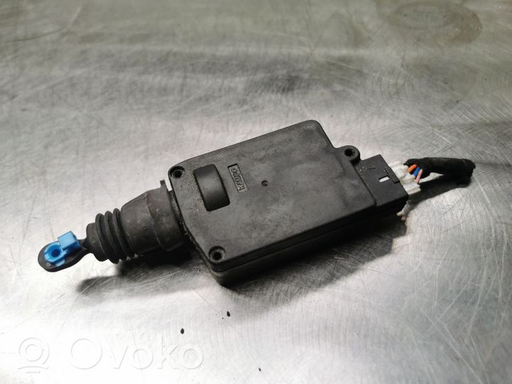 Hyundai Santa Fe Fuel tank cap lock motor 