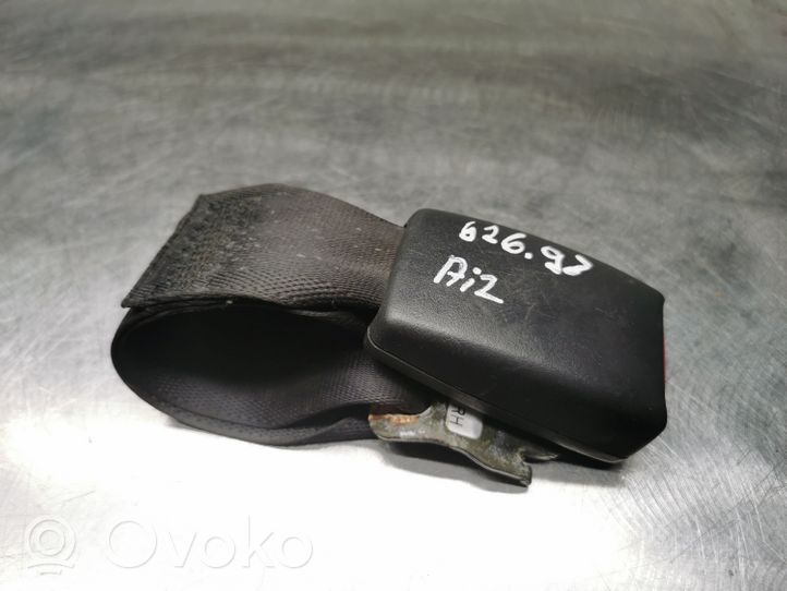 Mazda 626 Fibbia della cintura di sicurezza posteriore 