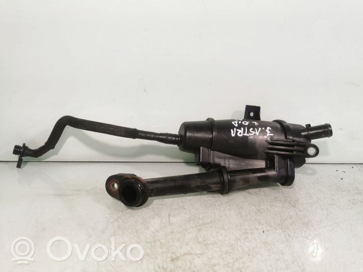 Opel Astra J Öljyn huohotinsäiliö 55575980