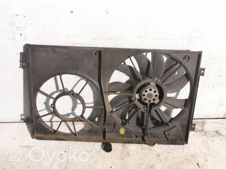 Volkswagen Caddy Ventilatore di raffreddamento elettrico del radiatore 1K0121207T