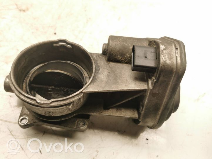 Volkswagen Touareg I Throttle body valve 07Z128069A