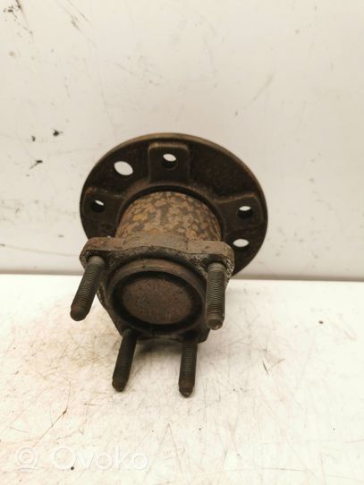 Opel Zafira A Rear wheel bearing hub 