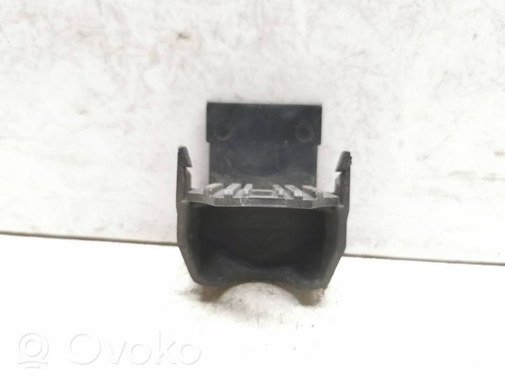 Audi A6 S6 C6 4F Soporte del parachoques delantero 4f0807255