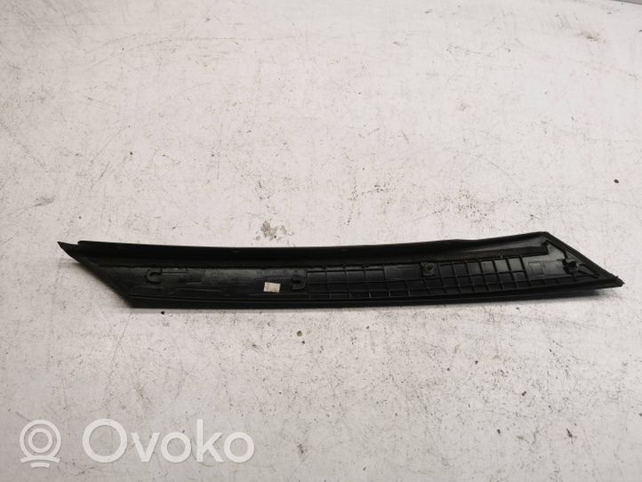 Skoda Roomster (5J) Rivestimento modanatura del vetro della portiera anteriore 5j6853264a