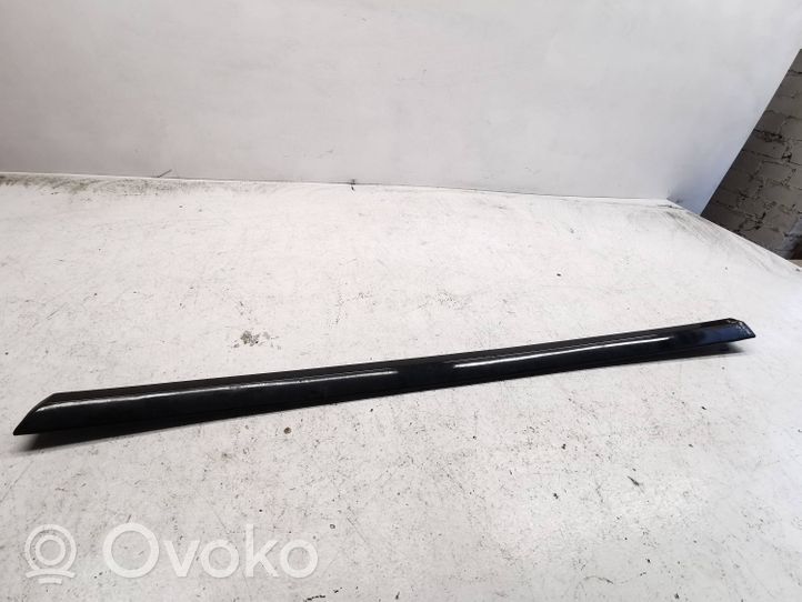 Volvo V50 Front door trim (molding) 08694731