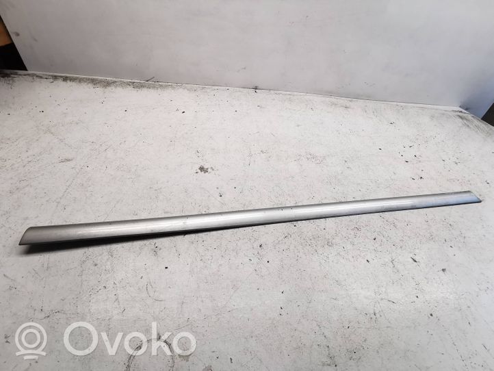 Opel Vectra B Rivestimento della portiera anteriore (modanatura) 90586908