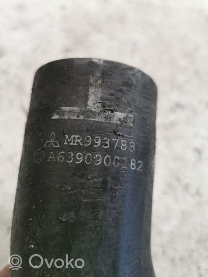 Mitsubishi Colt Tube d'admission de tuyau de refroidisseur intermédiaire Mr993788