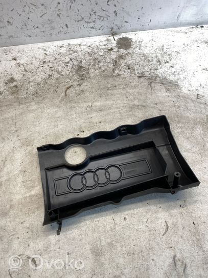 Audi A4 S4 B5 8D Motorabdeckung 058103724b