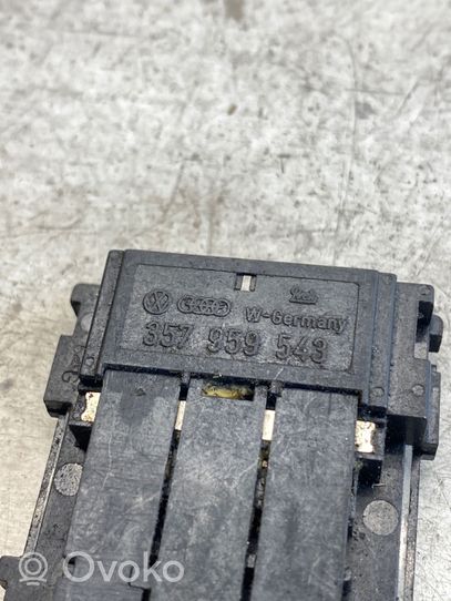 Volkswagen PASSAT B3 Climate control unit 357959543