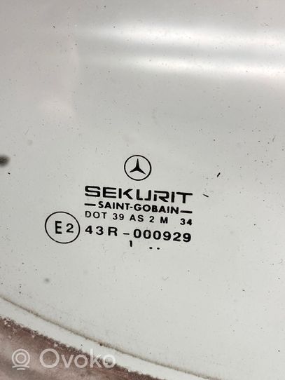 Mercedes-Benz Vaneo W414 Szyba drzwi przednich 43R000029