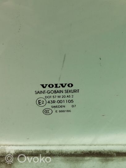 Volvo V70 Vitre de fenêtre porte arrière 43R001105