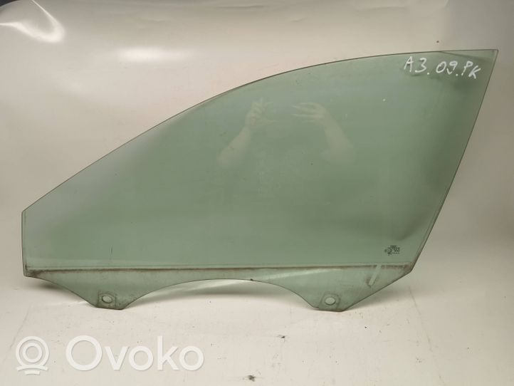 Audi A3 S3 A3 Sportback 8P Front door window glass four-door 43R001025