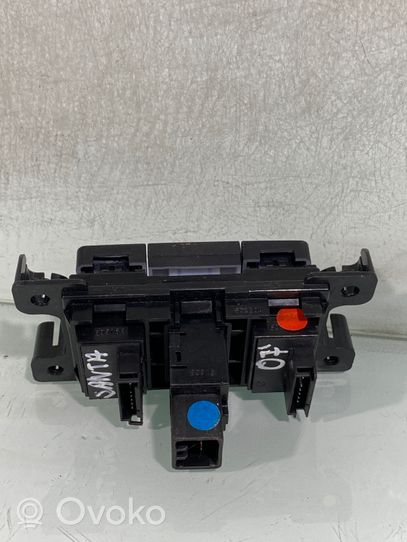 Hyundai Santa Fe Differential lock switch 