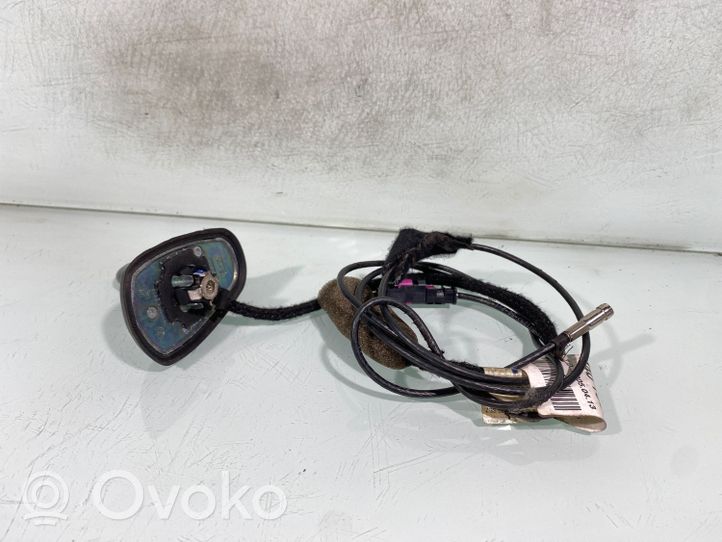 Mercedes-Benz E W211 Antenne GPS 058910