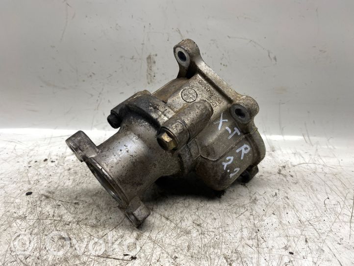 Nissan X-Trail T30 Thermostat / Thermostatgehäuse 