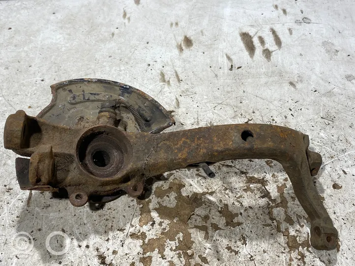 Audi A4 S4 B5 8D Fuso a snodo con mozzo ruota anteriore 