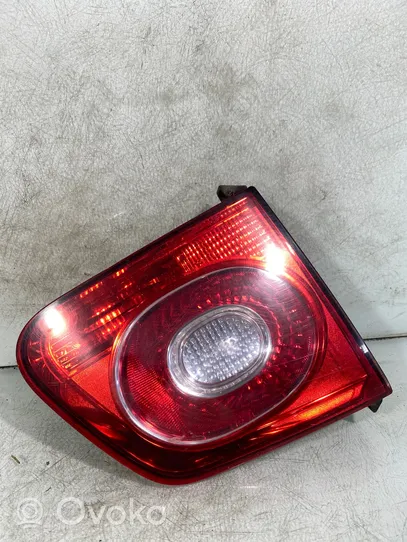 Volkswagen Tiguan Lampy tylnej klapy bagażnika 5n0945093c