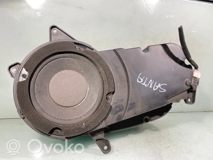 Hyundai Santa Fe Subwoofer speaker 963502b600