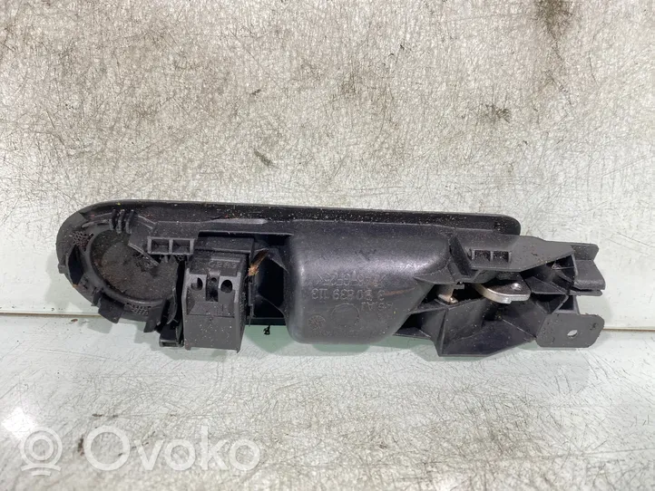 Volkswagen Golf IV Rear door interior handle 3b0839113