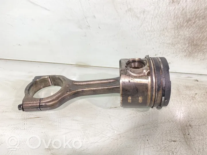 Peugeot 307 Piston avec bielle Psa9hv