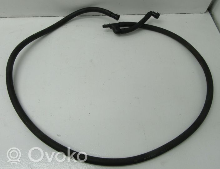 Volkswagen Touareg I Windshield washer fluid hose 