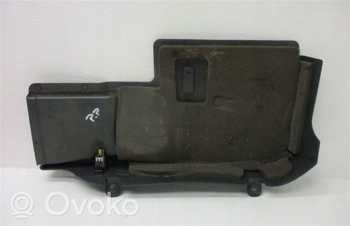 Mercedes-Benz ML W163 Rivestimento di protezione sottoporta del bagagliaio/baule A1636801890