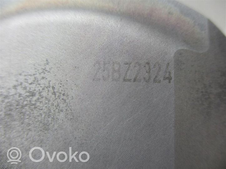 Volvo S90, V90 Mäntä kiertokangella 31460886