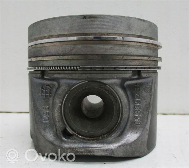 Mercedes-Benz ML W164 Piston 0830923+