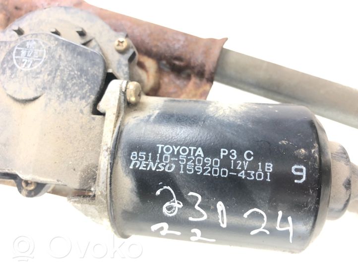 Toyota Yaris Verso Etupyyhkimen vivusto ja moottori 8511052090