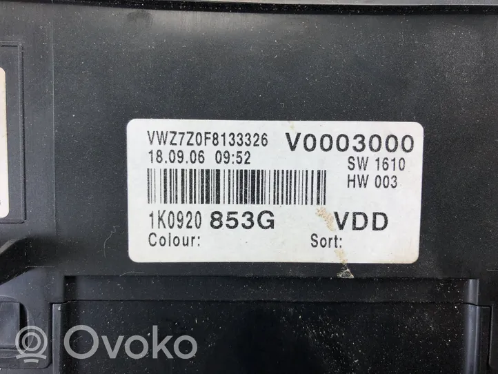 Volkswagen Golf V Licznik / Prędkościomierz v0003000