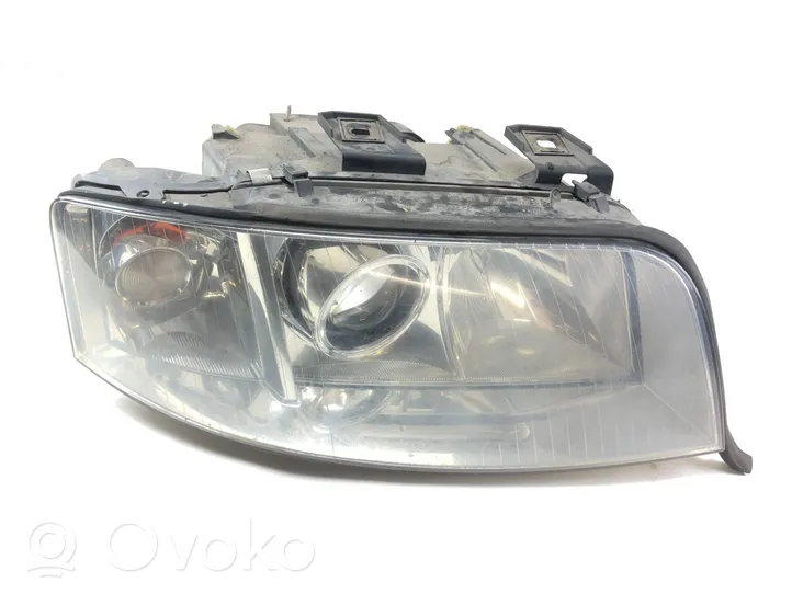 Audi A6 S6 C5 4B Phare frontale 15592400