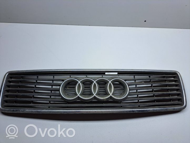 Audi A6 S6 C4 4A Priekšējais režģis 4A0853651