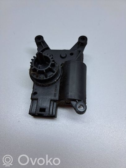 5q0907511k Volkswagen PASSAT B8 Air flap motor/actuator, 30.00 € | RRR