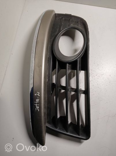 Volkswagen Jetta V Front bumper lower grill 1K0853665K