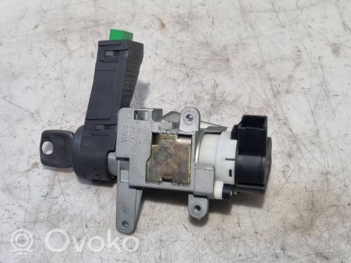 Volvo S80 Ignition lock 8673073